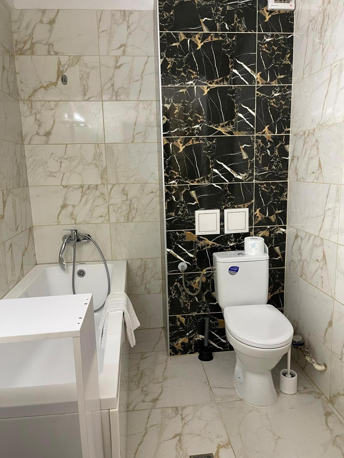 Urban Nest- Apartament Cu 2 Camere, Aproape De Iulius Mall 雅西 外观 照片