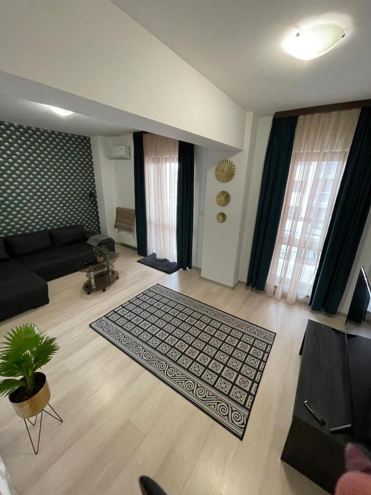 Urban Nest- Apartament Cu 2 Camere, Aproape De Iulius Mall 雅西 外观 照片