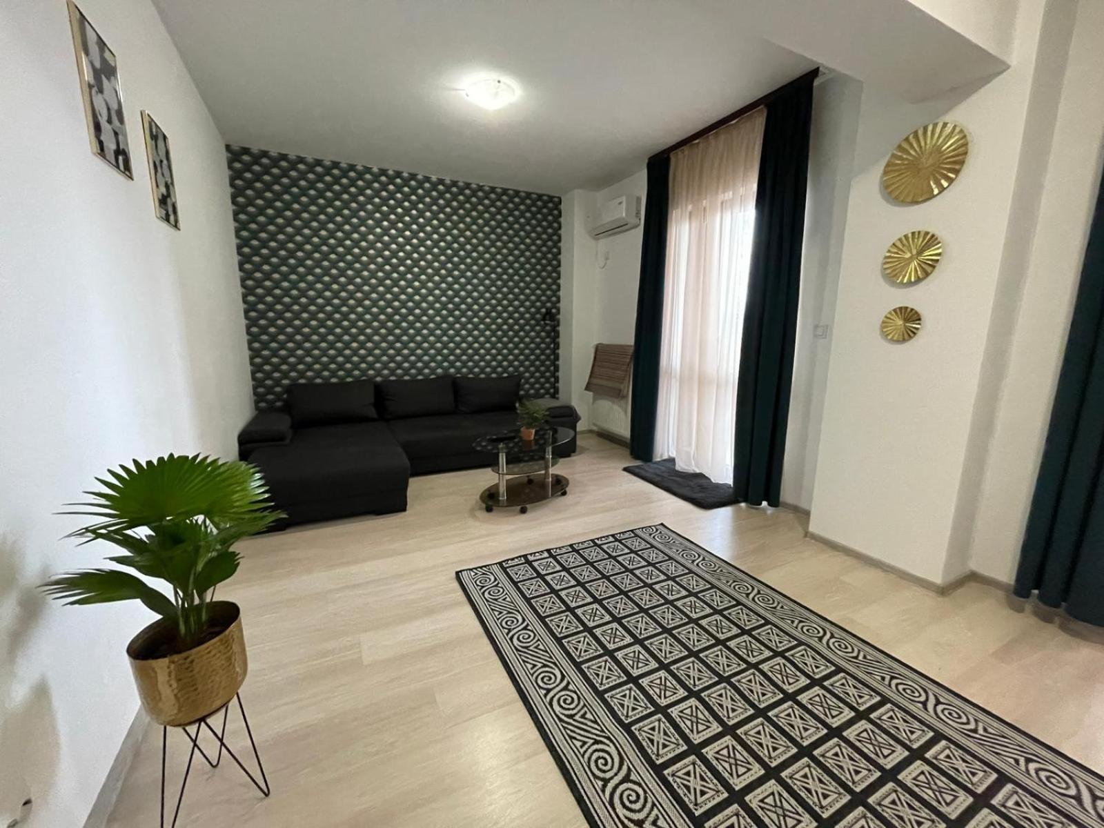 Urban Nest- Apartament Cu 2 Camere, Aproape De Iulius Mall 雅西 外观 照片