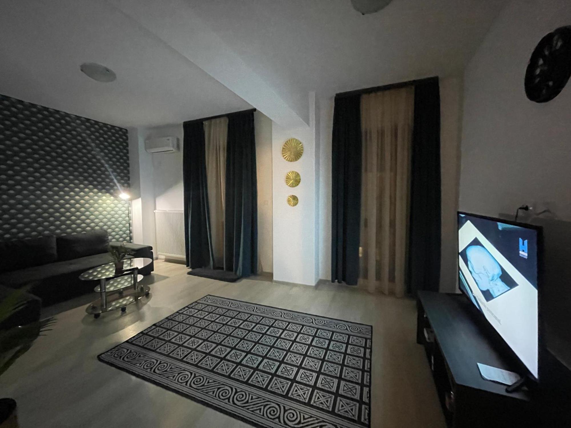 Urban Nest- Apartament Cu 2 Camere, Aproape De Iulius Mall 雅西 外观 照片